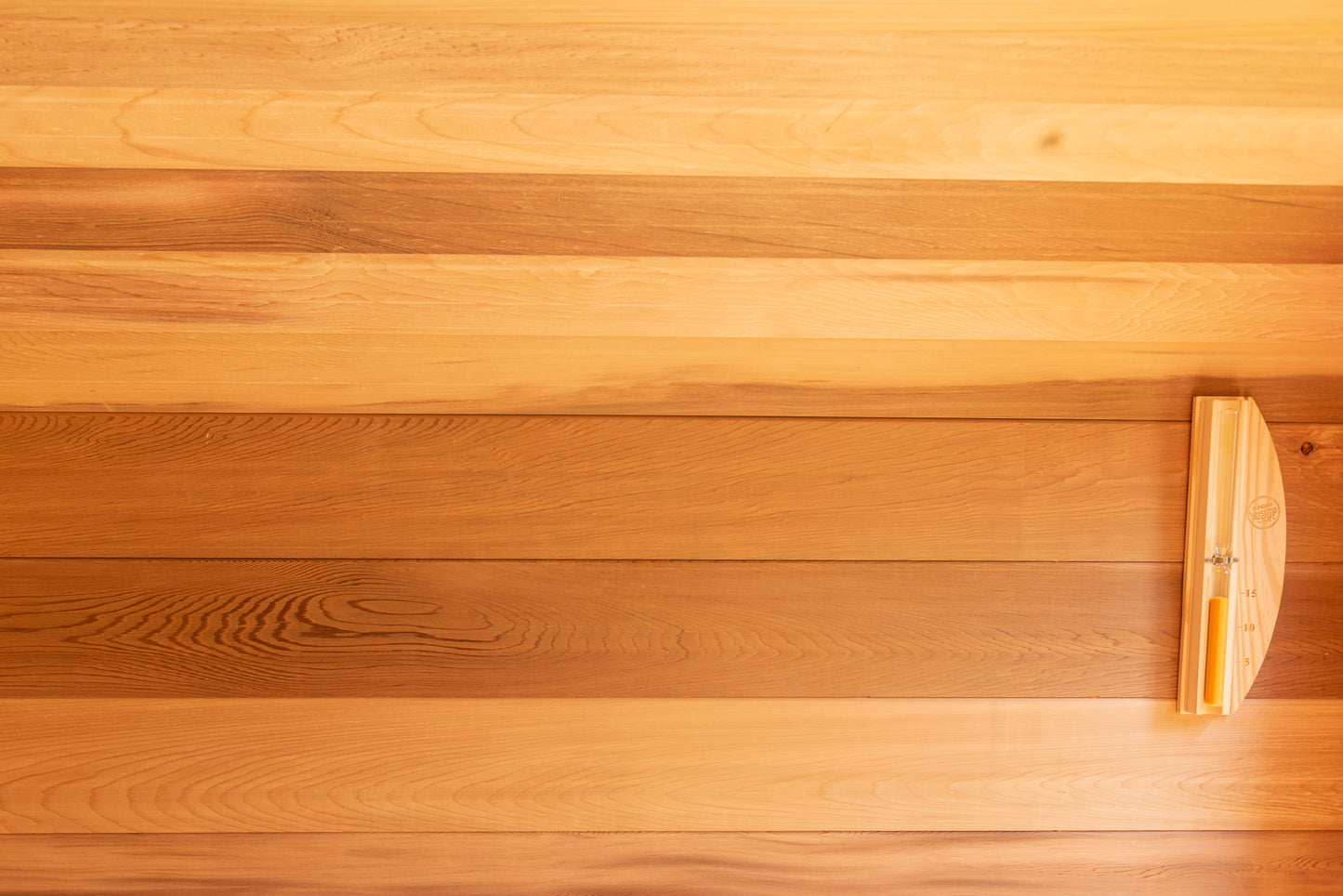 Luna Sauna – Small (Clear Cedar)