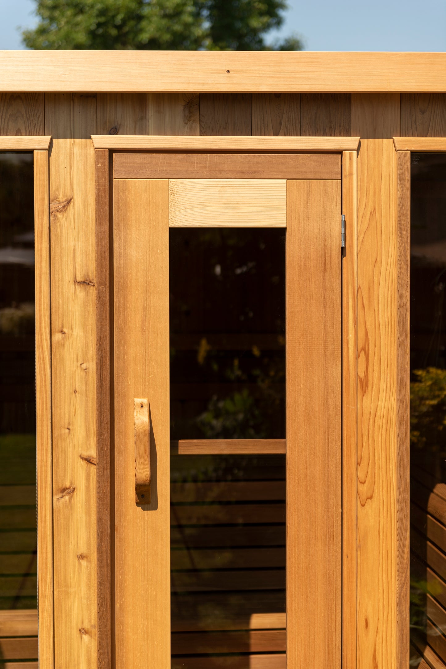 Luna Sauna – Small (Clear Cedar)